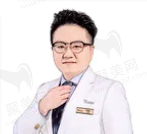 上海艺星医疗美容医院许炎龙医生
