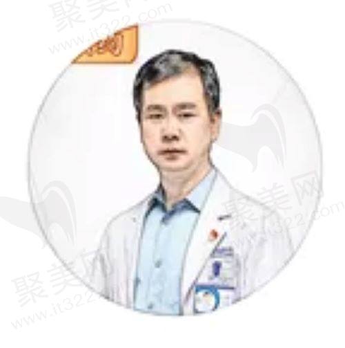 乌鲁木齐普瑞眼科医院胡裕坤简介