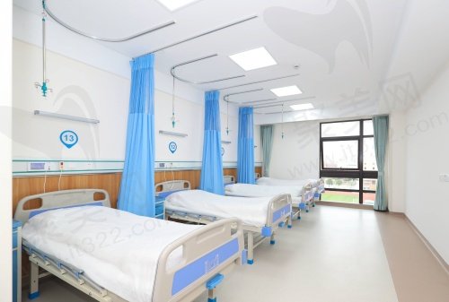 上海普瑞眼科医院做晶体植入手术怎么样
