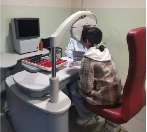 爱维视眼睛矫正