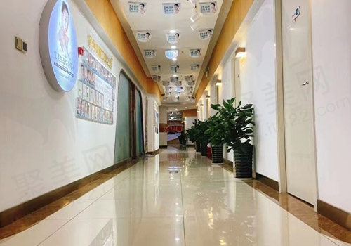 南阳宛城艾美医疗美容过道