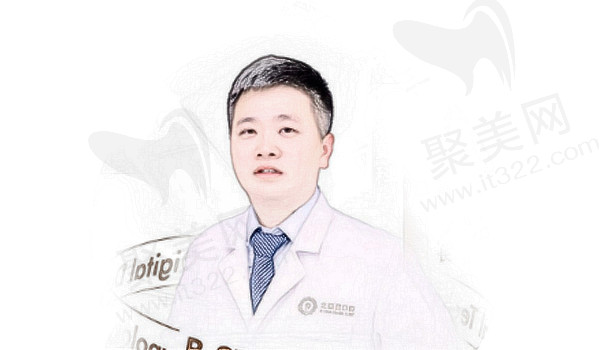 北极星口腔黄科医生