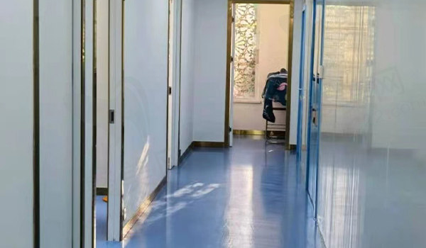 大同圣莲心医疗美容过道