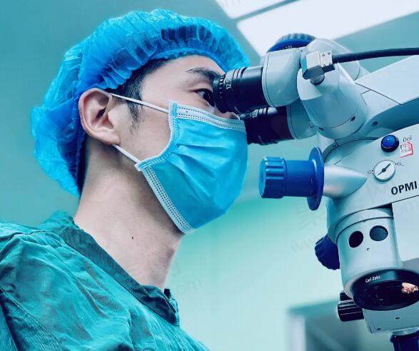 北京赵阳眼科医生怎么样