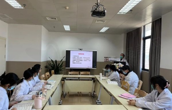 上海复旦大学附属华山医院（眼科）哪个医生好