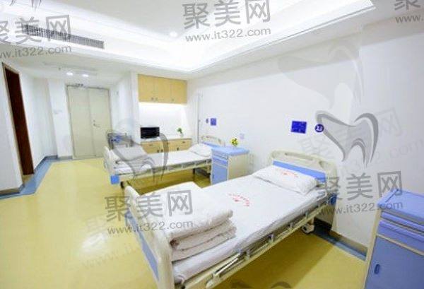 深圳华厦眼科医院医生团队