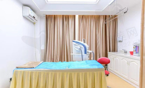 佛山曙光金子美容诊室