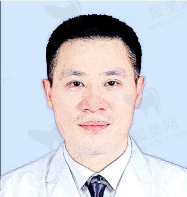 苏州光明眼科医院胡正再院长