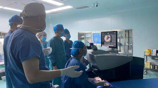 西安交大一附院米生健手术