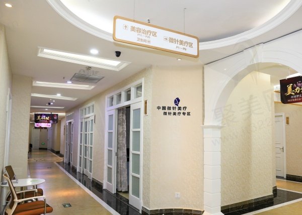 重庆时光整形医院植发医生