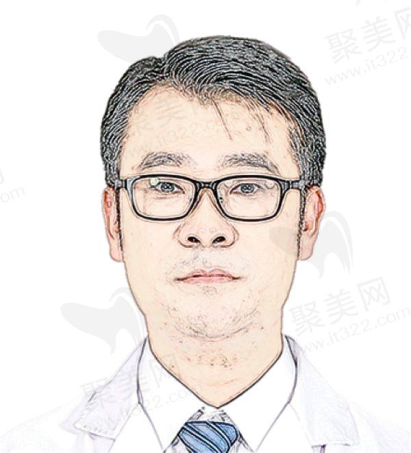昆明爱尔眼科医院杨建宇