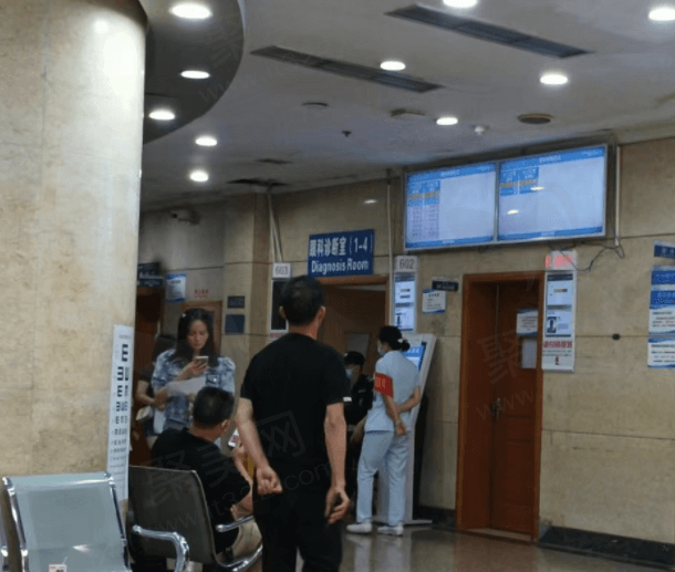 成都市第三人民医院眼科