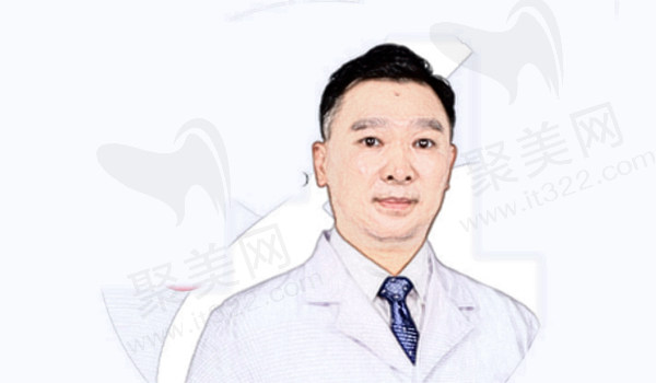 深圳雅冠口腔张文彪医生