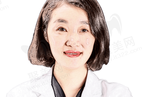 青岛维乐口腔门诊部杨春犁医生