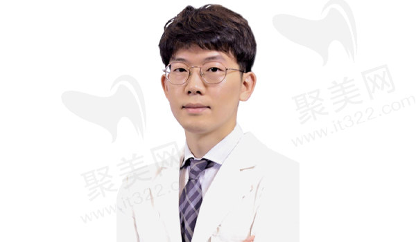 韩国欧佩拉整形李昇禹医生