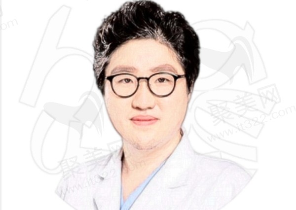 柳超个人简介，柳超医生擅长颌面整形V-Line综合小脸术|颧骨颧弓内推|下颌角长曲线截骨