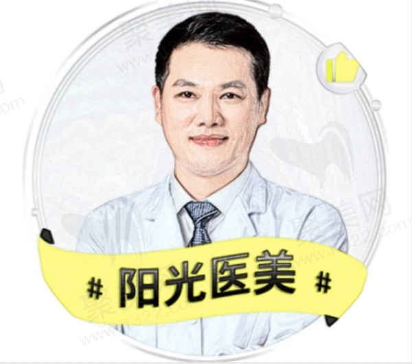 罗志敏医生有着正规的医生资质和教育背景