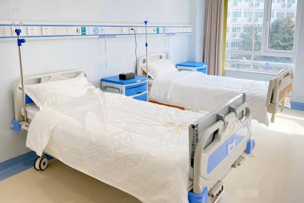 武汉江城整形外科医院隆鼻价格
