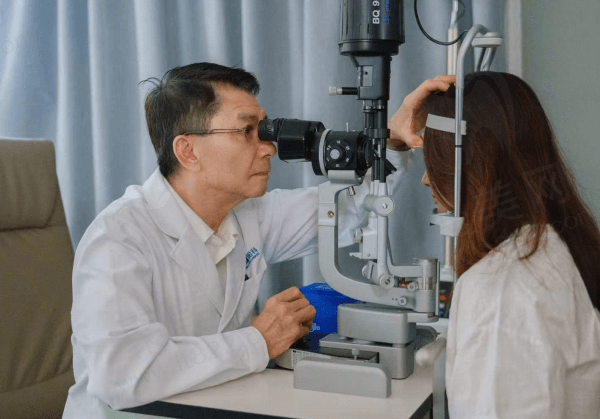 广州普瑞眼科医院近视手术多少钱？