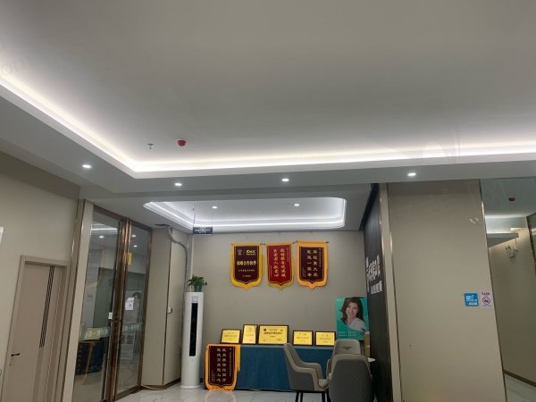 百色来诗美口腔诊所及交通路线及周边