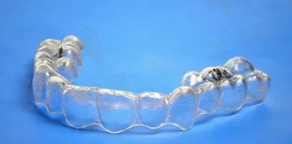 时代天使隐形矫正标准版和冠军版区别