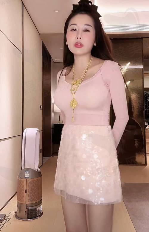 兰州时光激光整形美容医院逯岩医生的真实的患者评价如下：