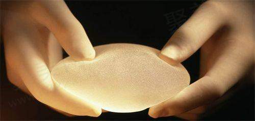 重庆艺星朱星蓉注射伊妍仕玻尿酸18750元起——价格分析