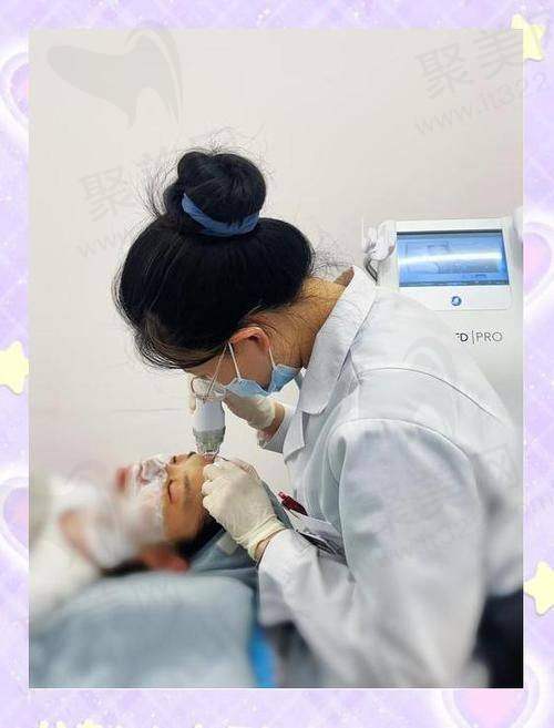 三、胶原蛋白填充泪沟的特点
