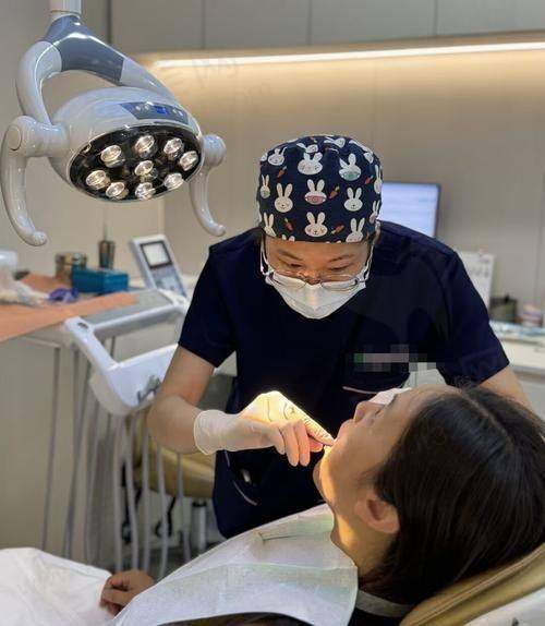 二、柳州华心（华 山）口腔门诊部——社保定点，性价比极高